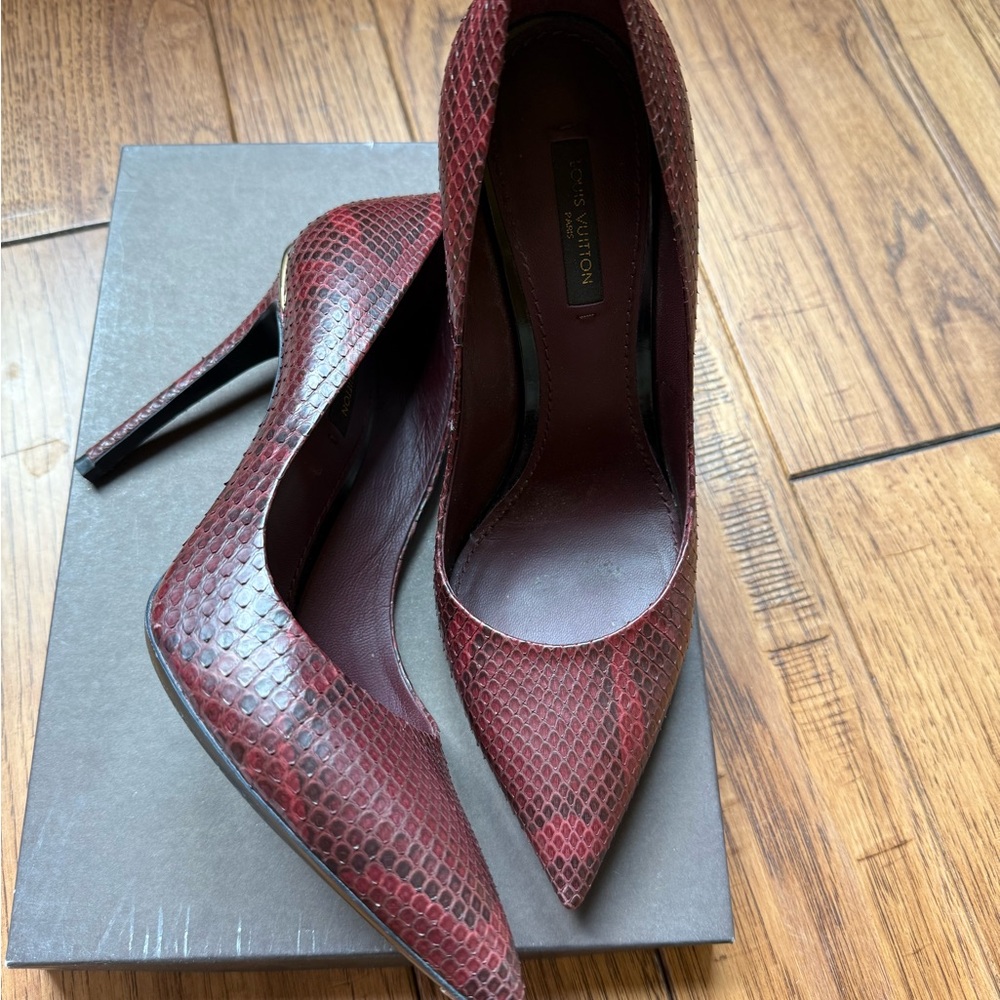 Louis Vuitton Burgundy Wine Eel Skin Heels